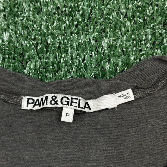 Pam & Gela Shirt Women's Size S Gray Sleeveless Stretch Tee Casual Made In USA - Picture 4 of 8